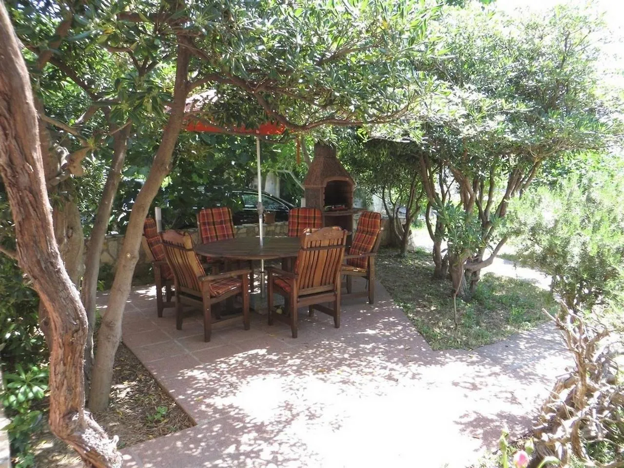 Apartment And Rooms Kristina Baska  Croatia